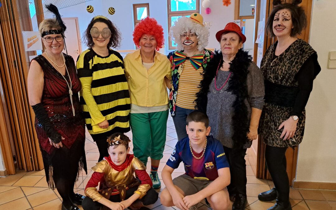 Kindermaskenball im Festsaal Klein-Engersdorf als Familienevent